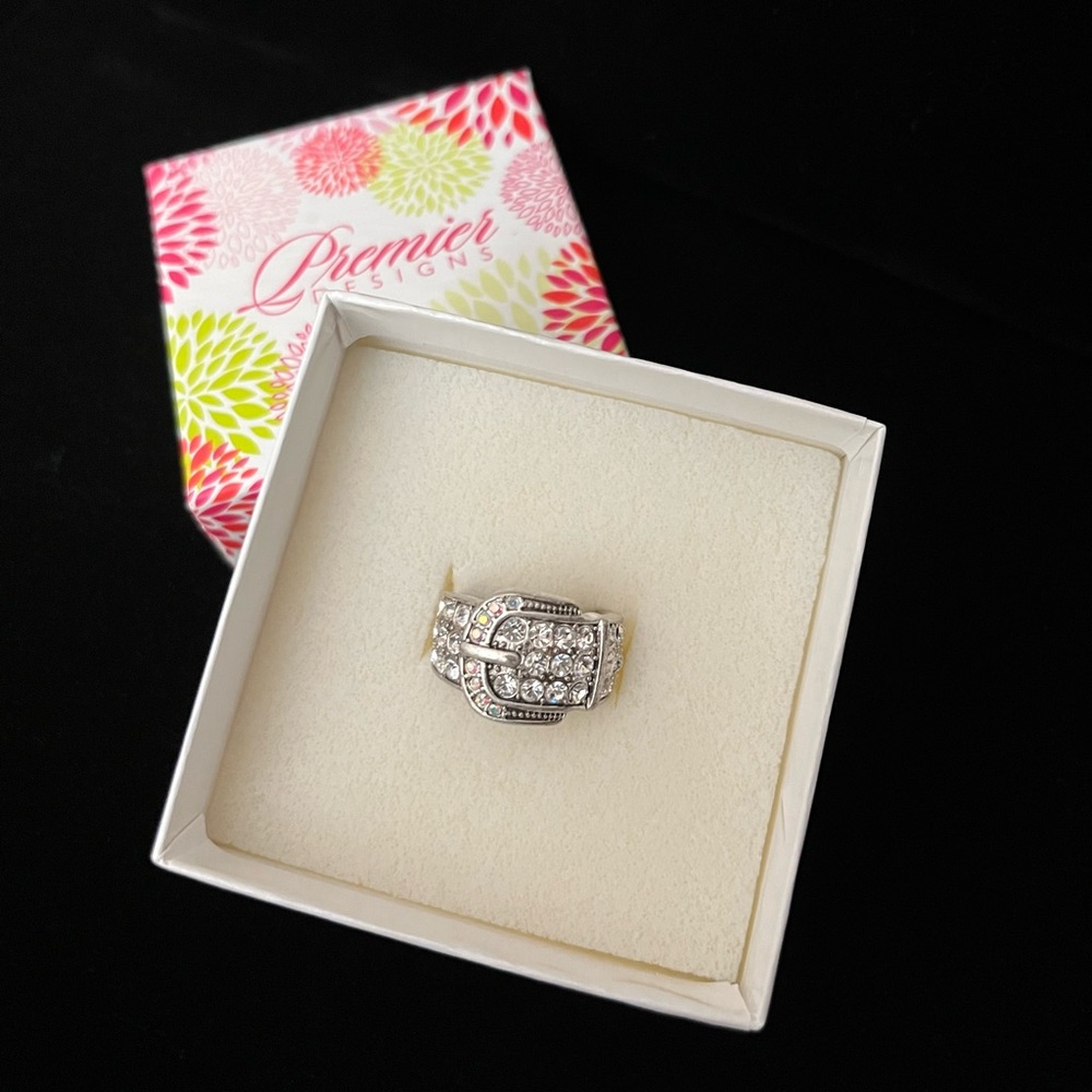 Premier Designs Jewelry “Buckle Up” Ring, size 8